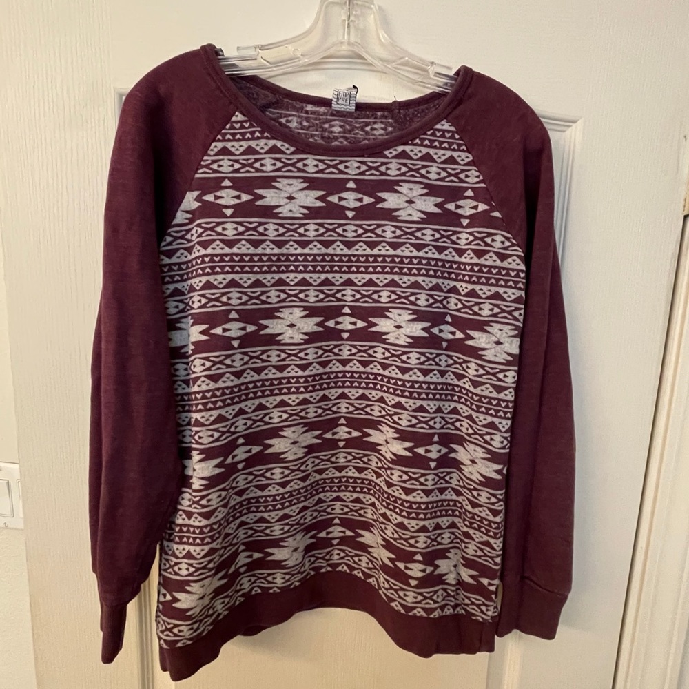 EMPYRE Zumiez Sweatshirt